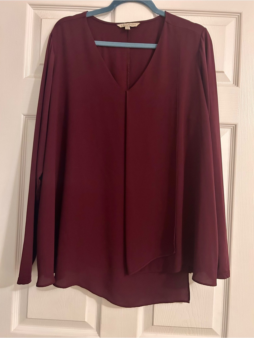 41 Hawthorn Women's Burgundy V-Neck Long Sleeve Blouse